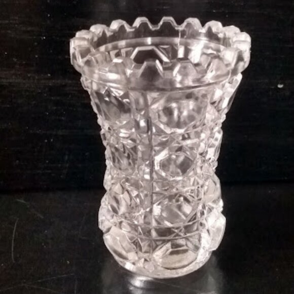 Vintage Cut Crystal Glass Hexagonal Toothpick Holder - Picture 3 of 9
